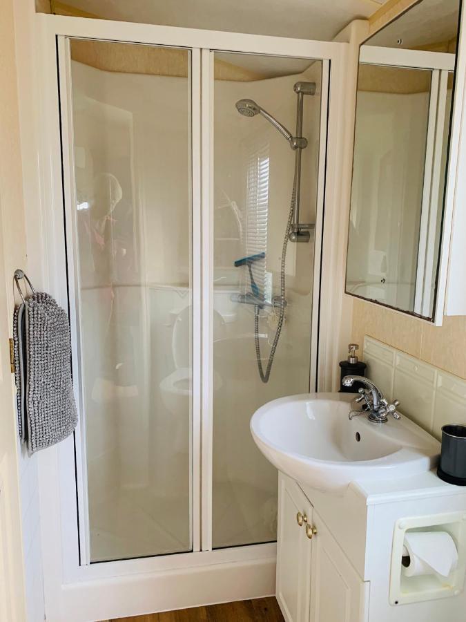 157 Amour Caravan Tywyn Exterior photo