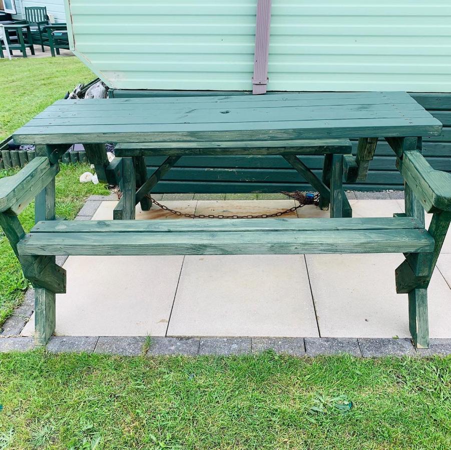 157 Amour Caravan Tywyn Exterior photo